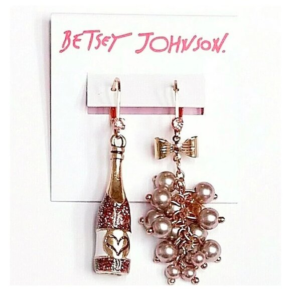 Authentic Betsey Johnson Wine Bottle Grapes Mismatch Dangle Earrings - Picture 4 of 5